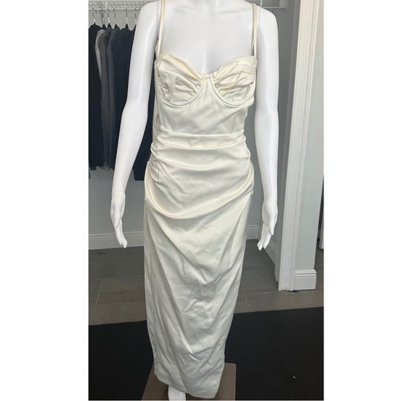 House of CB - FLORA IVORY SATIN CORSET DRESS Midi - Picture 5 of 15